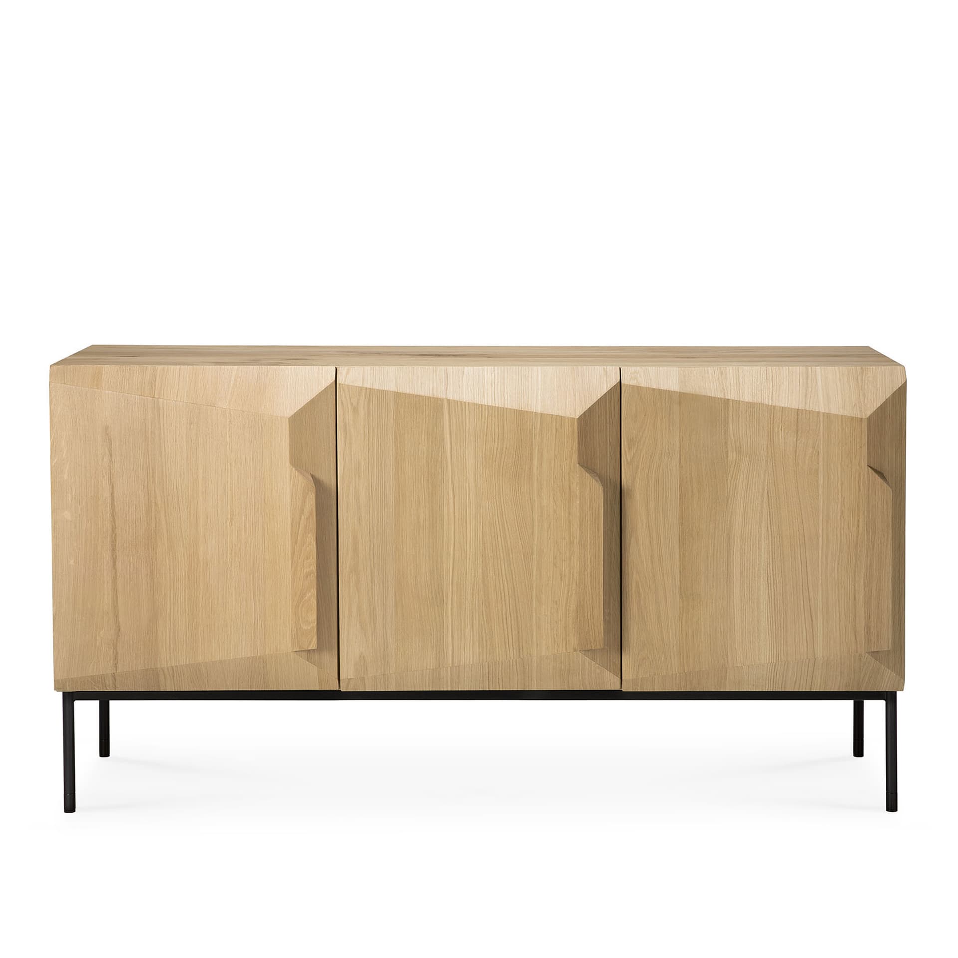 Ethnicraft - Stairs Sideboard, 3 Doors - Varnished - Skänkar och sideboards - Alain Van Havre - Träfärgad - Metall/Trä