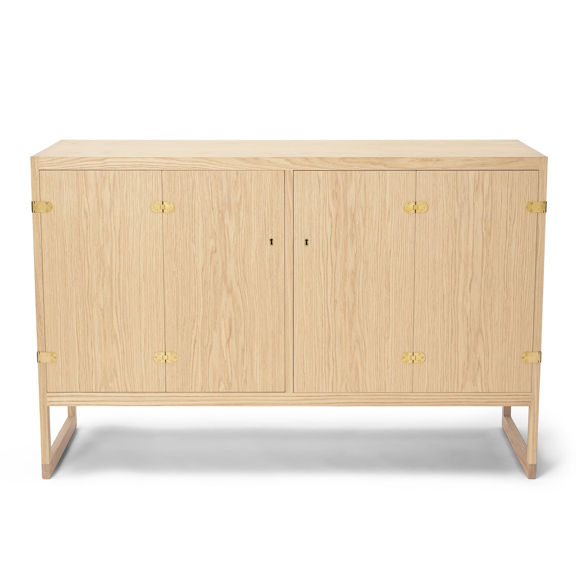 Carl Hansen - BM0057 Cabinet Oak White Oil FSC™Mix 70% - Skänkar och sideboards - Børge Mogensen - Träfärgad - Trä